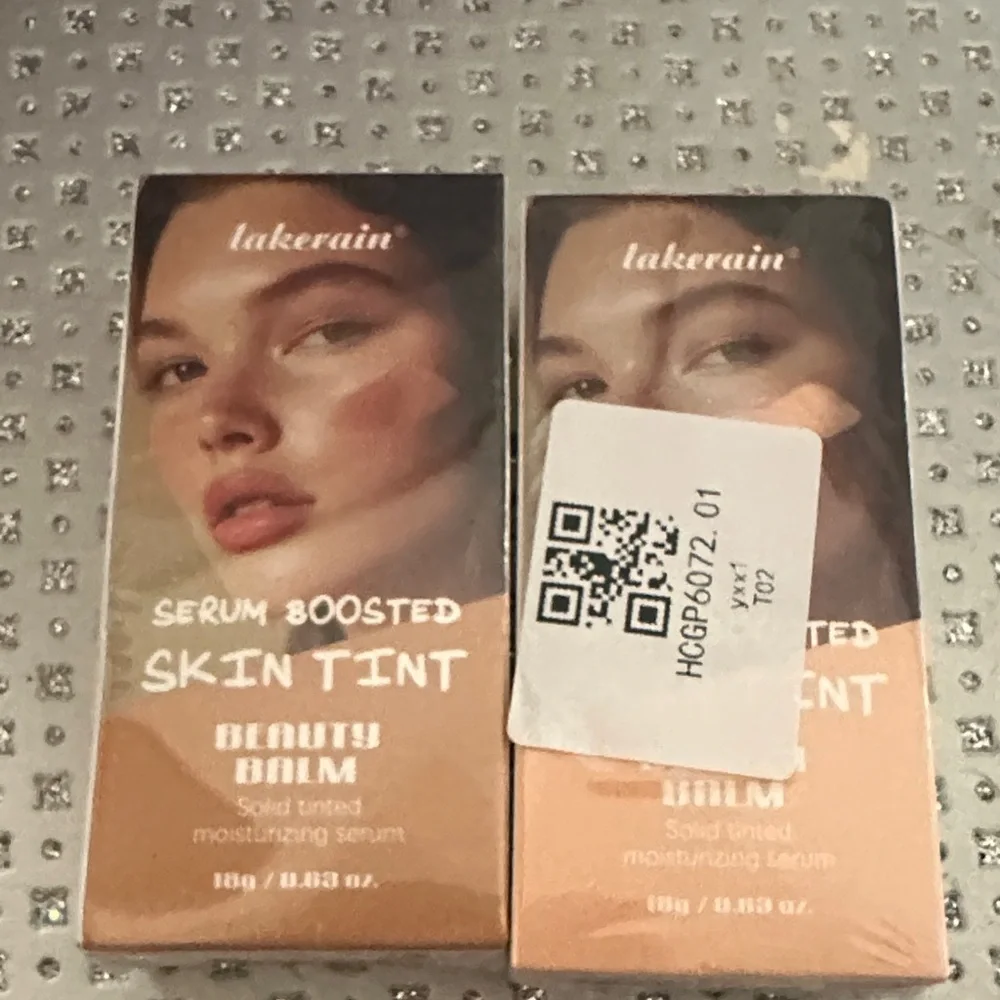 Serum Boosted Skin Tint Beauty Balm - NIB